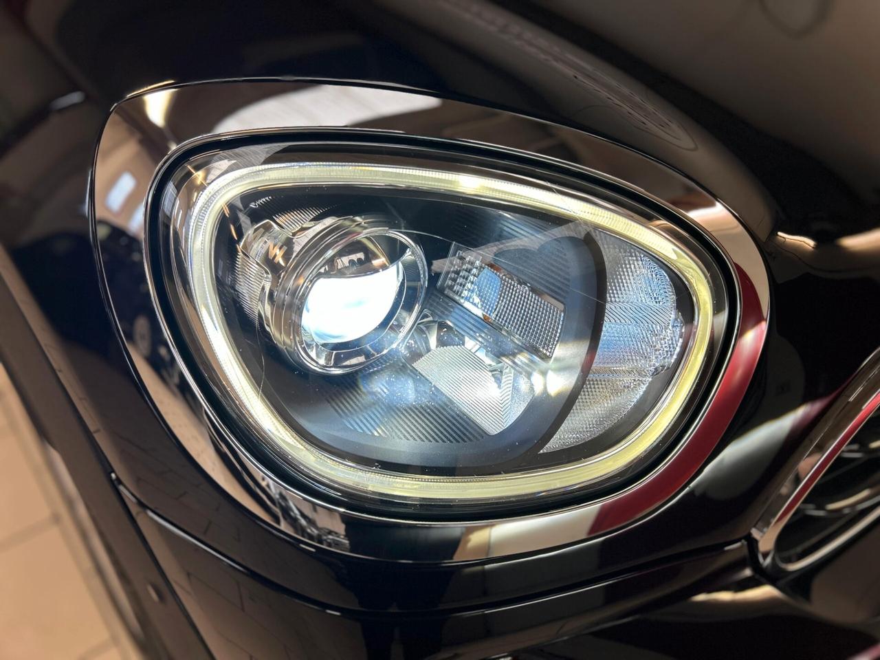 Mini Cooper D Countryman Hype Business 2.0 all4 c.auto-LEGGI SOTTO