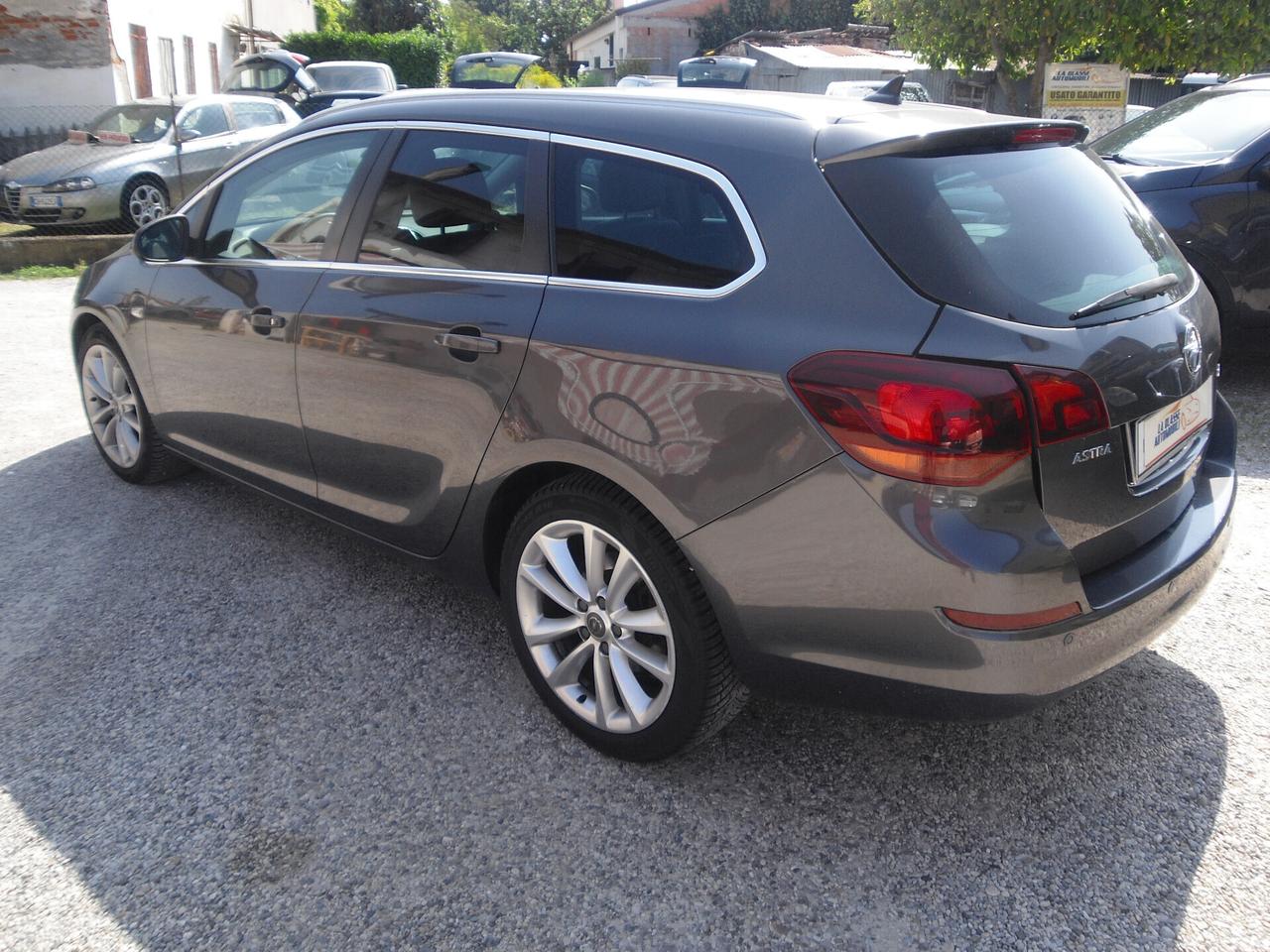 Opel Astra 1.7 CDTI SW 125CV 5 porte Cosmo