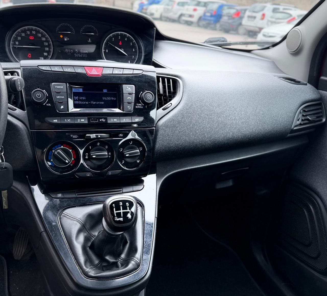 Lancia Ypsilon 0.9 Natural Power 84 Cv