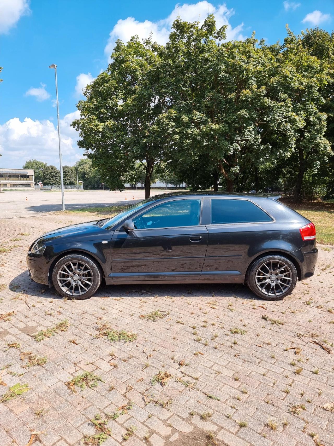 Audi A3 1.9 TDI Attraction S-LINE