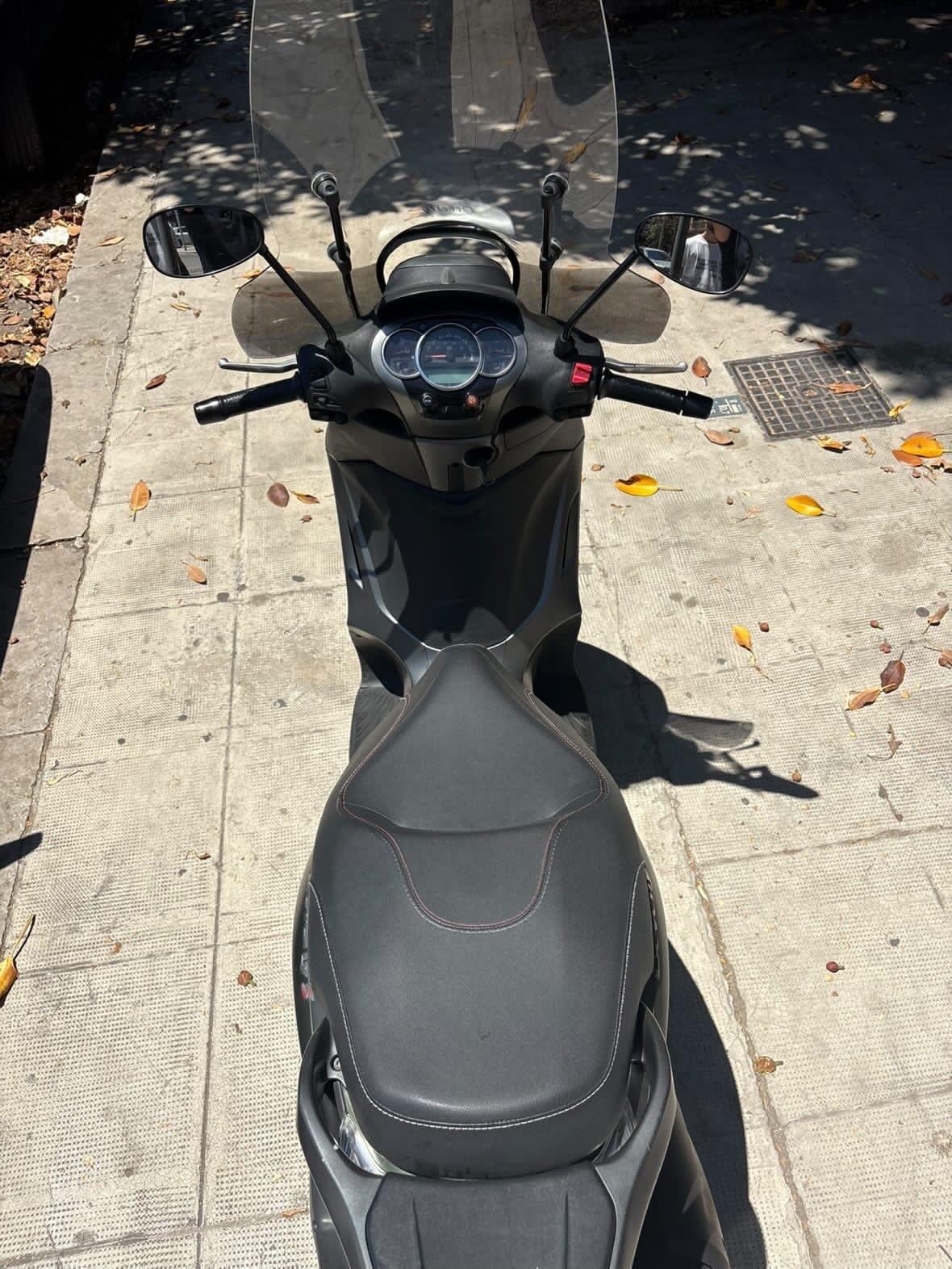 Piaggio Beverly 300 i.e.