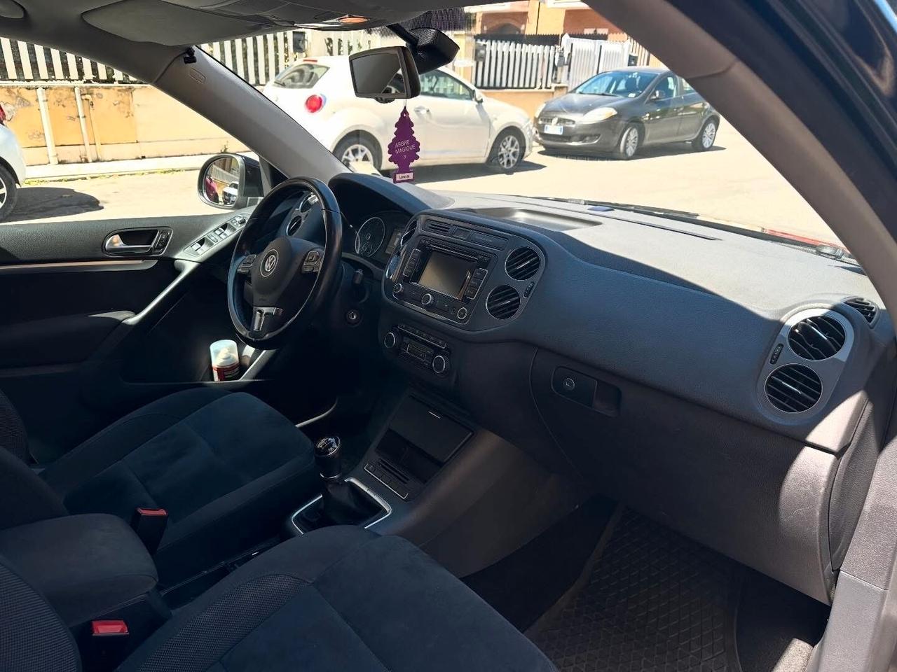 Volkswagen Tiguan 2.0 TDI 140 CV 4MOTION TAGLIANDI VW UNICOPROPRIETARIO FINANZIABILE