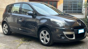 Renault Scenic Scénic X-Mod 1.4 TCe Dynamique