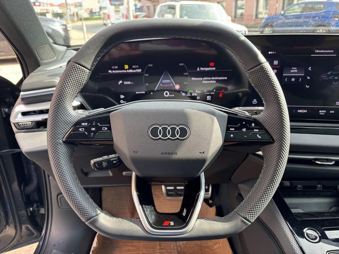 Audi A6 Avant TDI 150 kW S tronic S line edition MATRIX