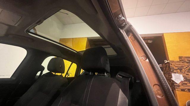 FORD B-Max 1.6 TDCi 95 CV- con danni di carrozzeria