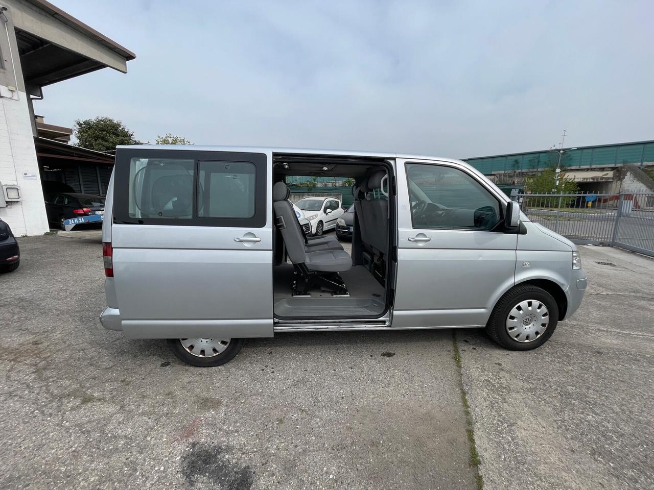 Volkswagen Transporter 2.5 TDI/130CV PC-TM Kombi