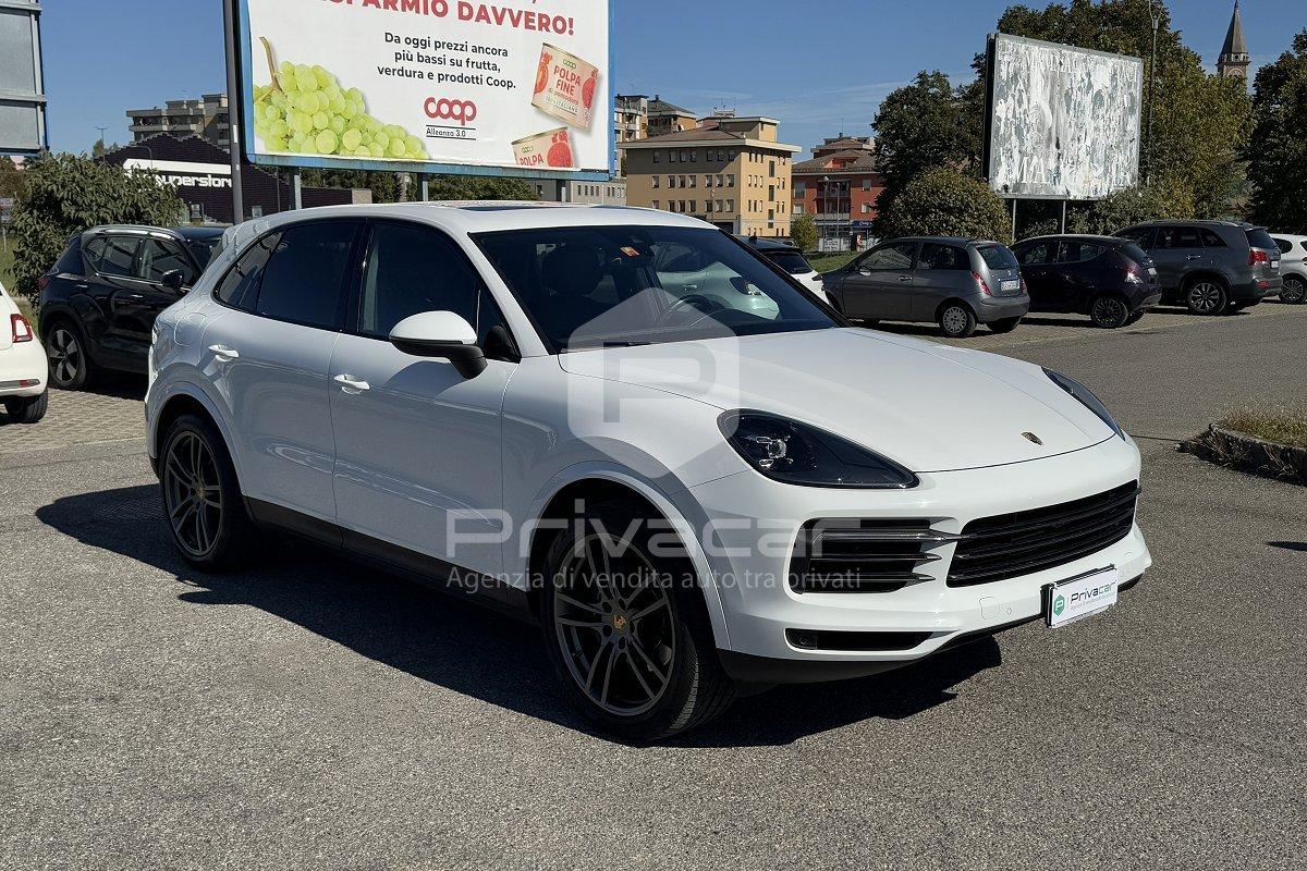 PORSCHE Cayenne 3.0 V6