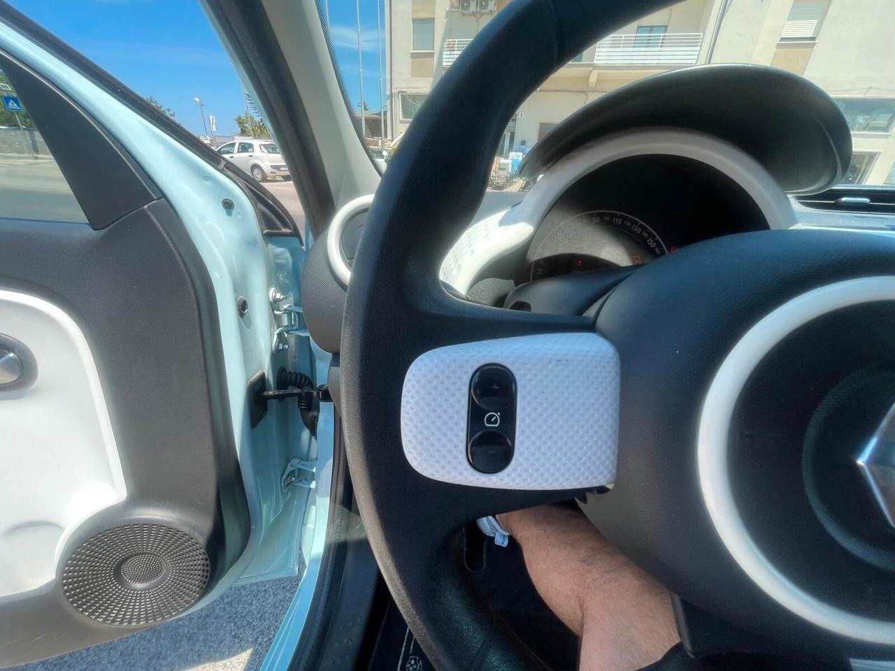 Renault Twingo SCe 65 CV Intens