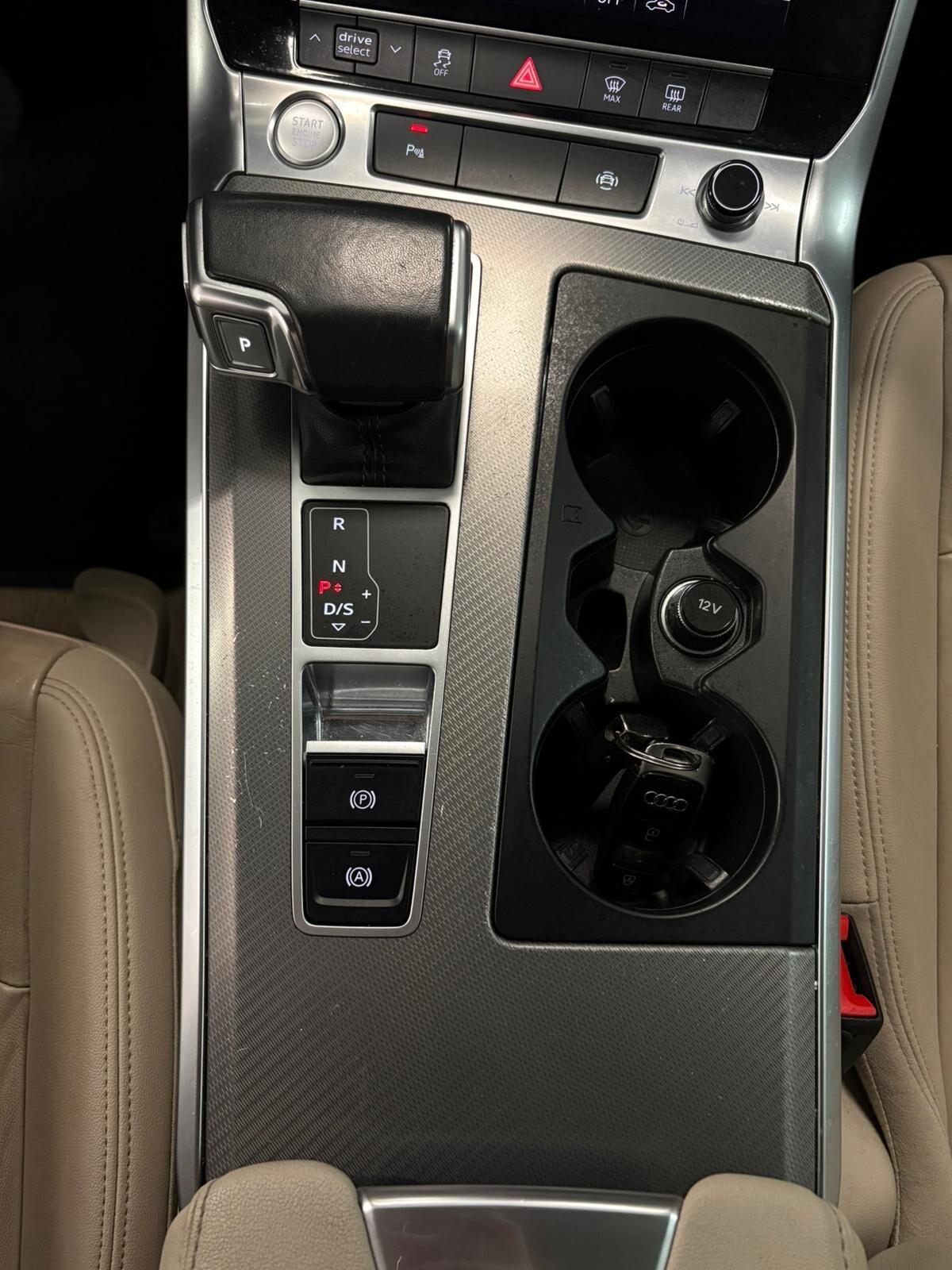 Audi A6 40 2.0 TDI quattro ultra S tronic Business Design