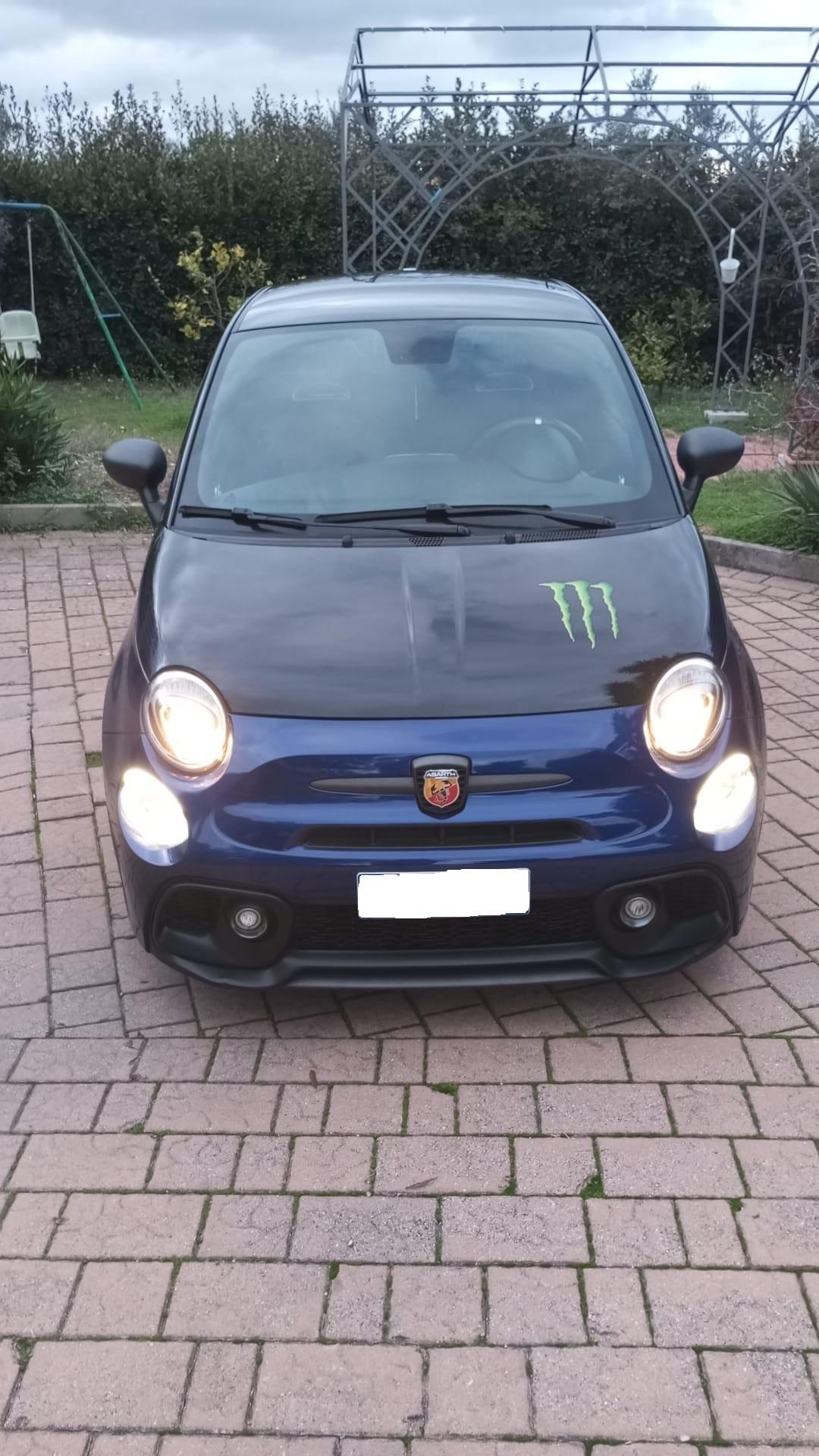 Abarth 595 1.4 Turbo T-Jet 165 CV Monster Energy Yamaha