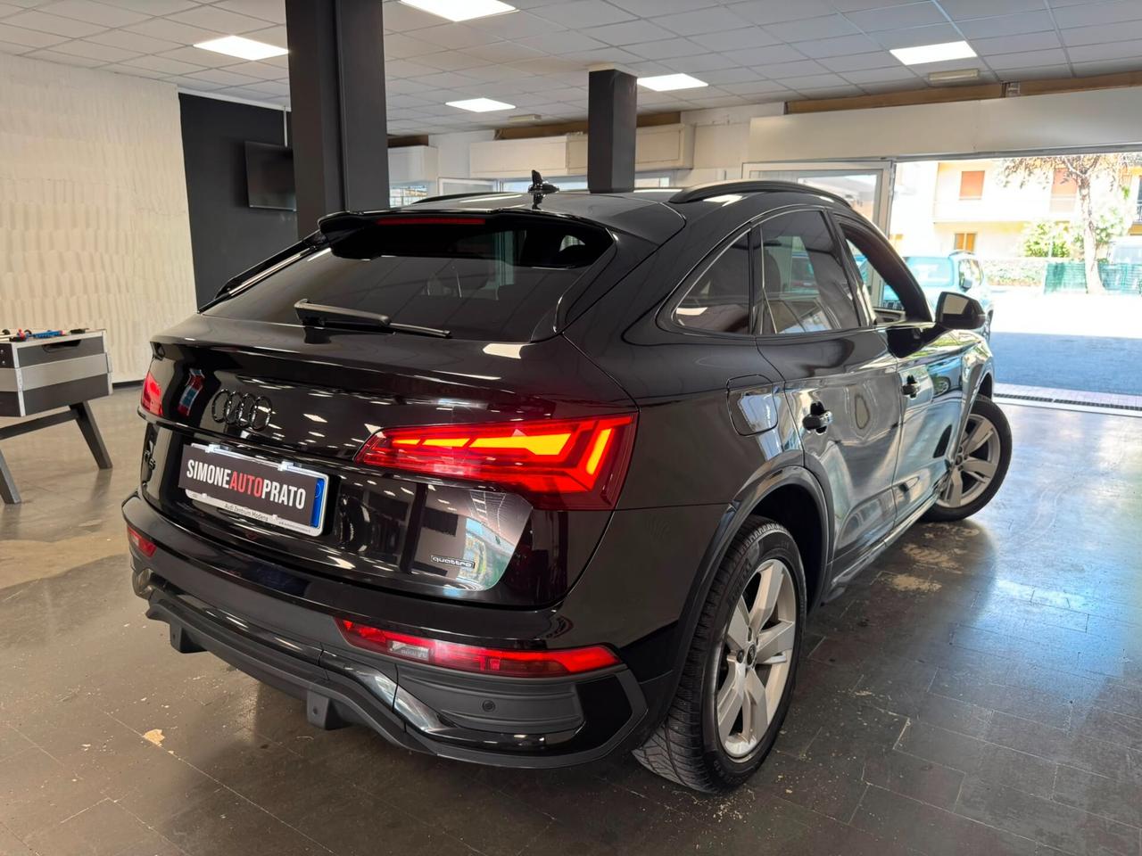 Audi Q5 SPB 40 TDI quattro S tronic Identity Black