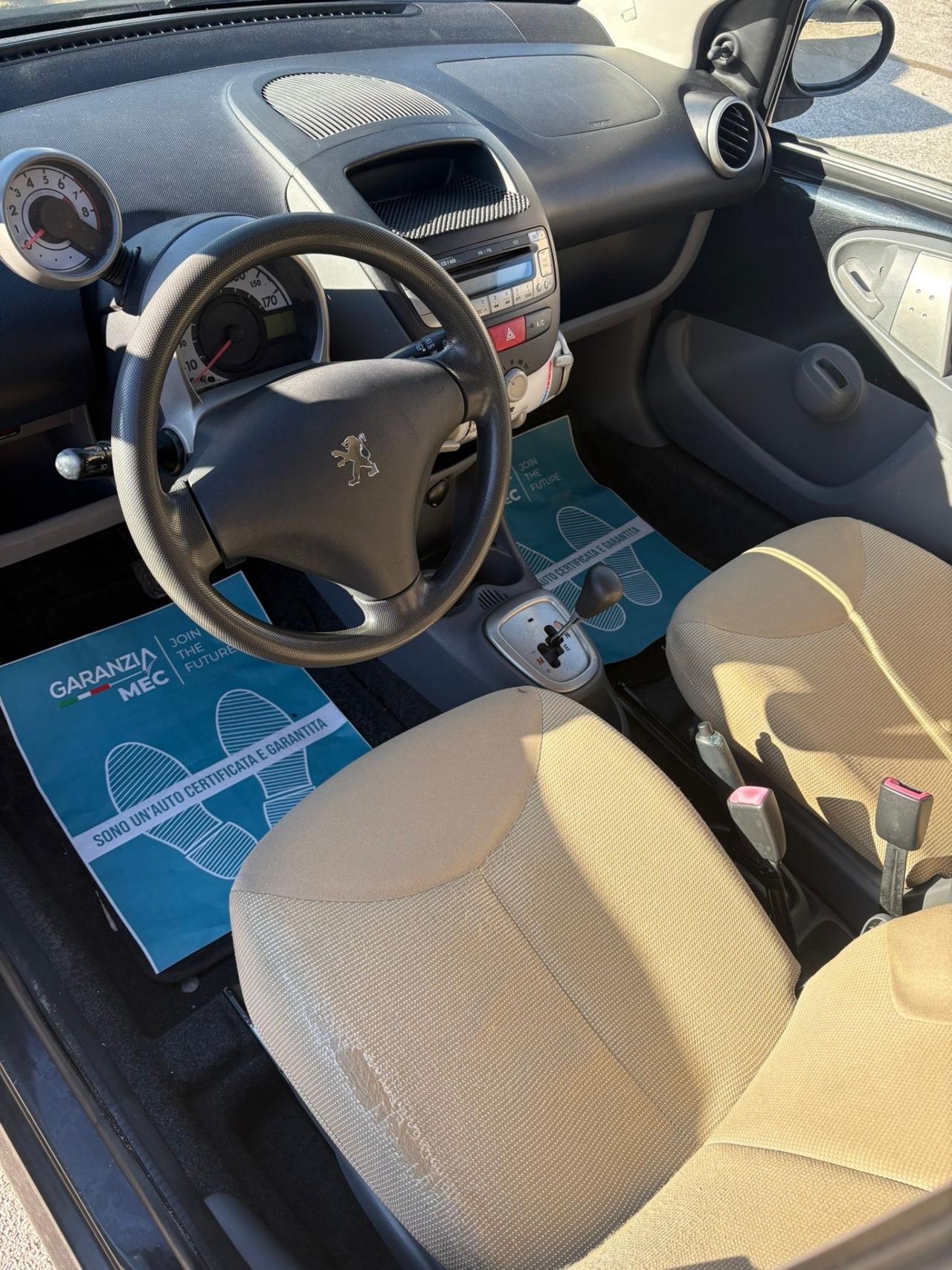 Peugeot 107 1.0 68CV 5p. Sweet Years 2Tronic