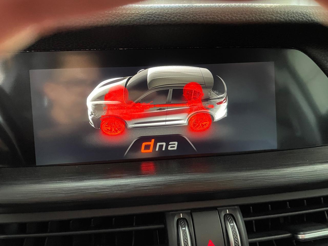 Alfa Romeo Stelvio 2.2 Turbodiesel 180 CV AT8 RWD Executive