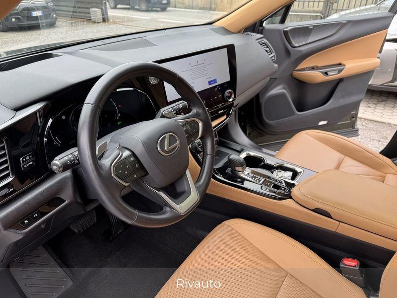 Lexus NX Hybrid Luxury 4WD MY22