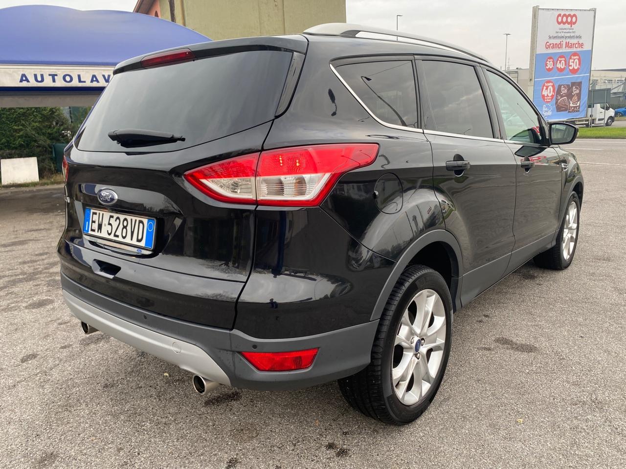 Ford Kuga 2.0 TDCI 163 CV 4WD Powershift Titanium