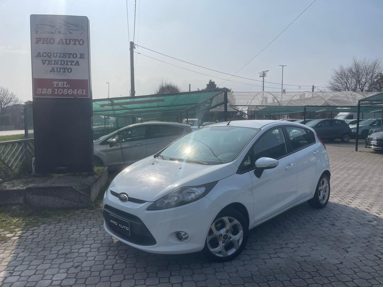 Ford Fiesta 1.4 5 porte Bz.- GPL Titanium