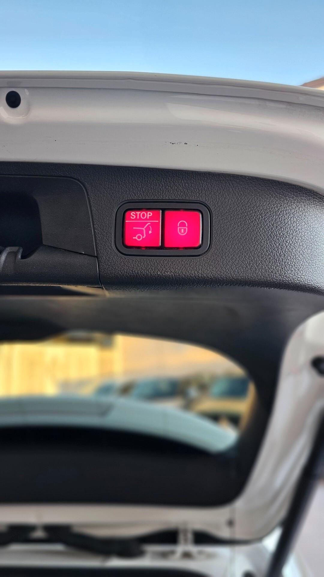 Mercedes-benz GLA 200 d Automatic 4Matic Premium Plus Amg