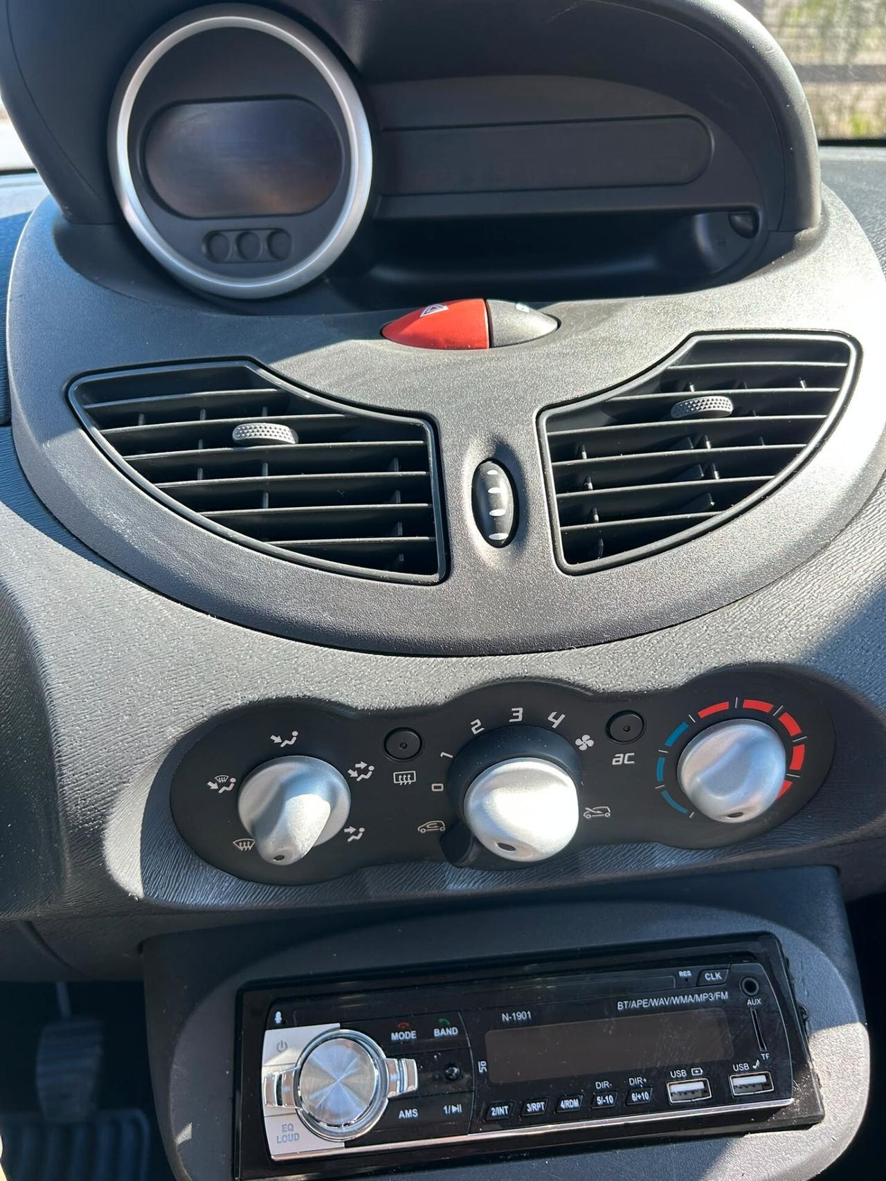 Renault Twingo 1.6 16V RS Light