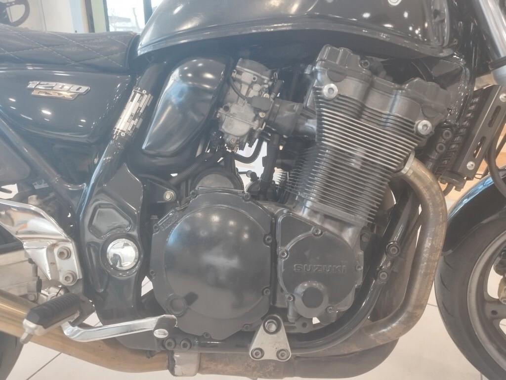 Suzuki GSX 1200