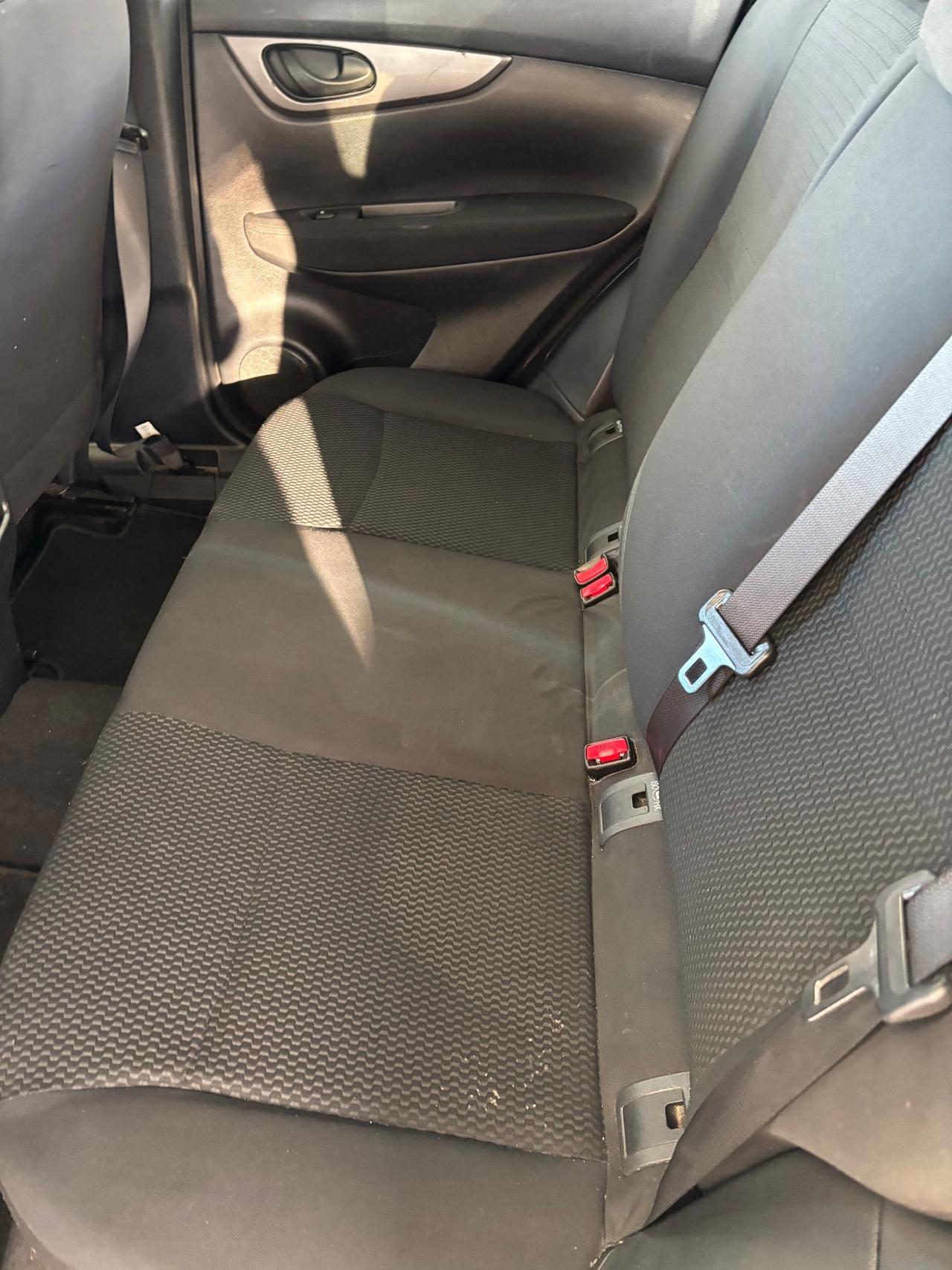 Nissan Qashqai 1.5 dCi Visia