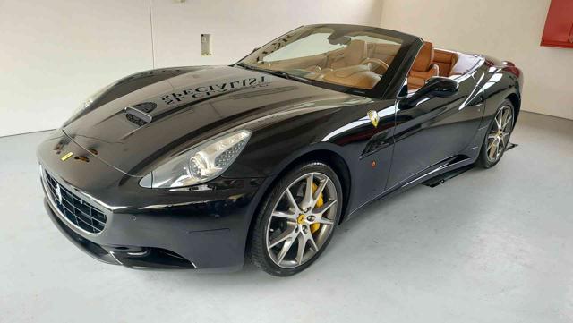 FERRARI California 13000km pari al nuovo IVA esposta