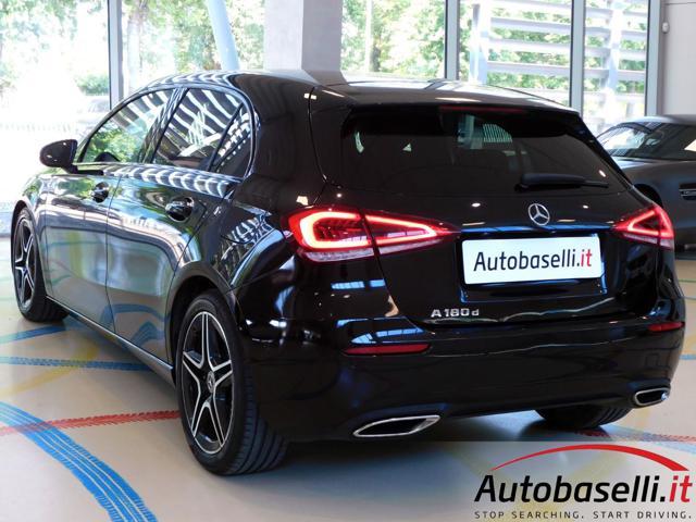 MERCEDES-BENZ A 180 D SPORT TECH PACK NIGHT PACK 8G-DCT