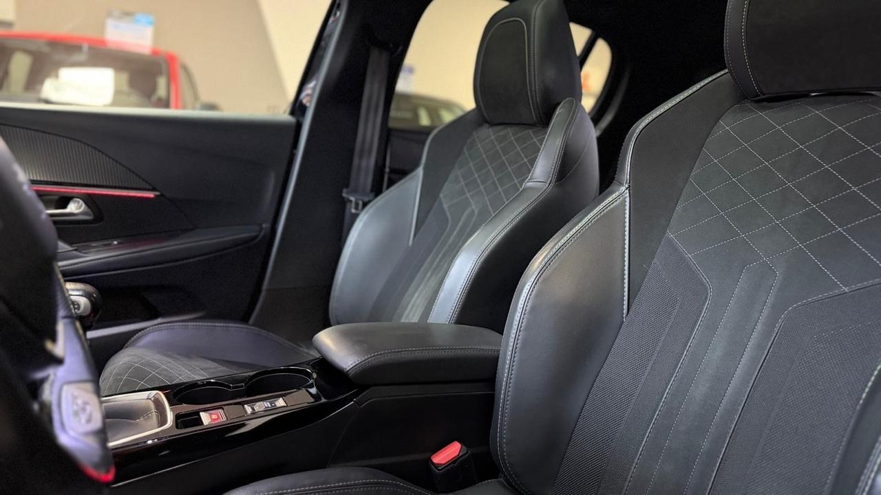 Peugeot 208 PureTech 100 Stop&Start 5 porte GT