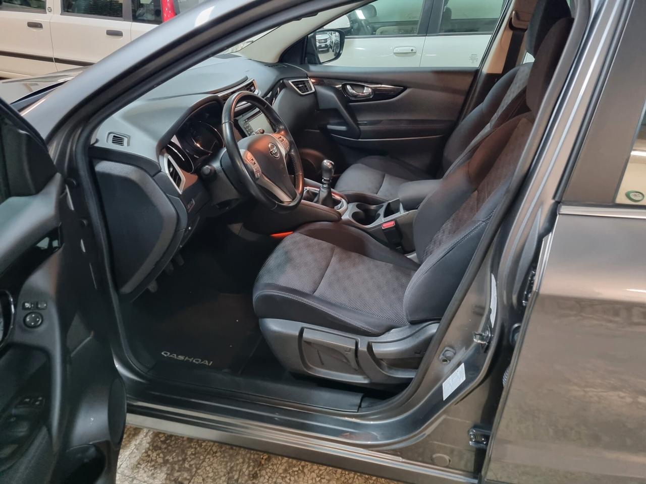 Nissan Qashqai 1.2 DIG-T N-Connecta