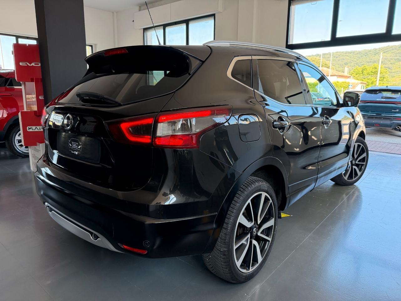 Nissan Qashqai 1.6 dCi 2WD Tekna - 2017
