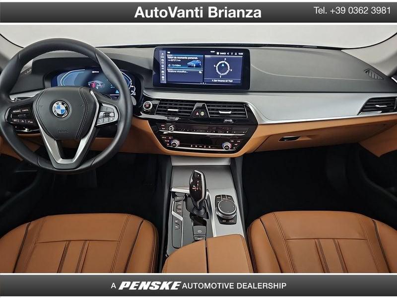 BMW Serie 5 530e Touring xdrive Business