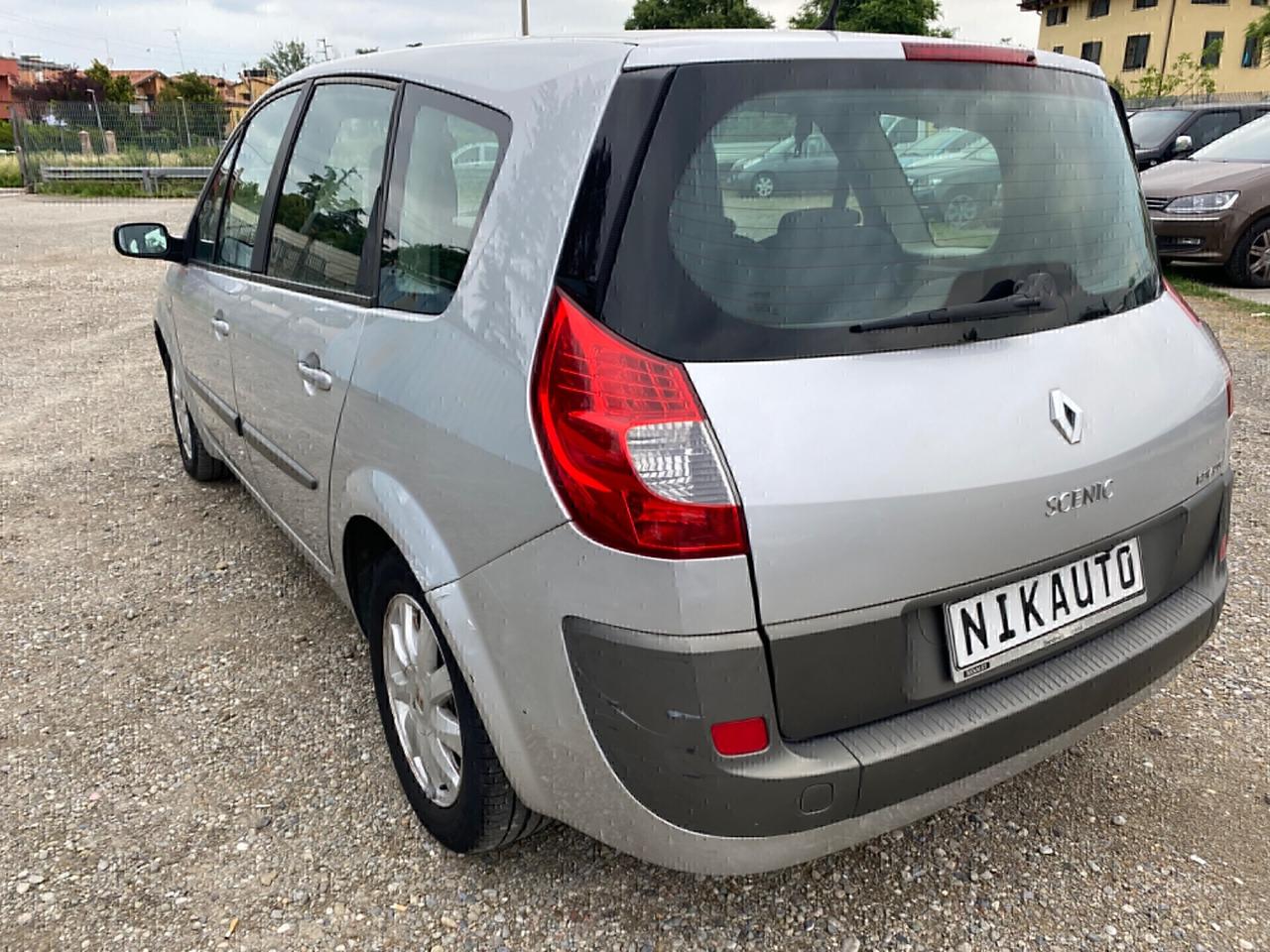 Renault Grand Scénic 7 posti 1.9 dCi/130CV