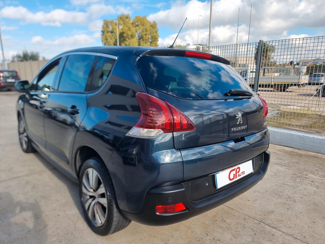 Peugeot 3008 1.6 HDi 115CV Active