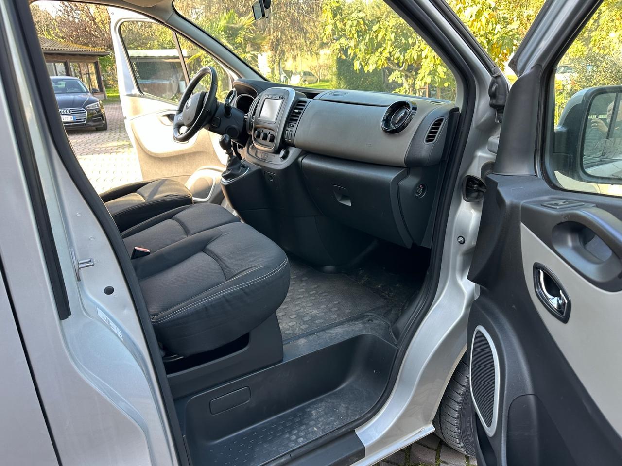 Renault Trafic T29 1.6 dCi 145CV 9 POSTI IVA ESPOSTA BELLISSIMO PERMUTABILE
