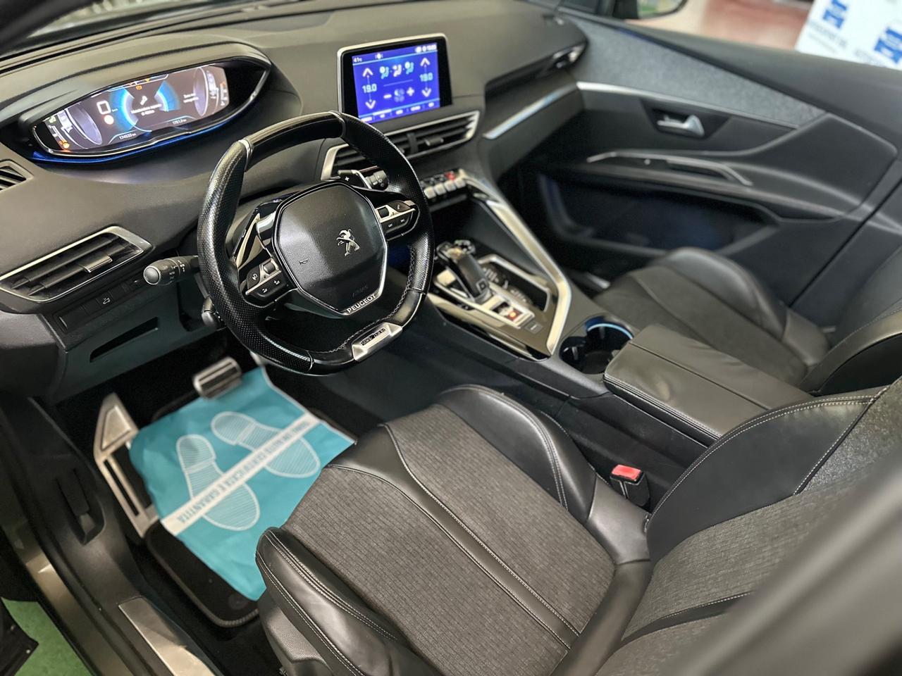 Splendida Peugeot 5008 BlueHDi 130 GT Line/2018