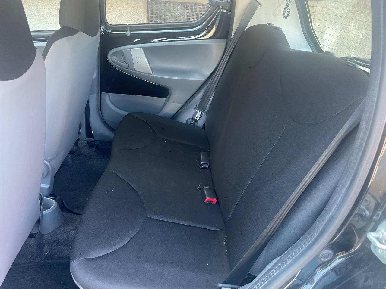Toyota Aygo 1.0 12V VVT-i 5 porte Now - Nessun vincolo -