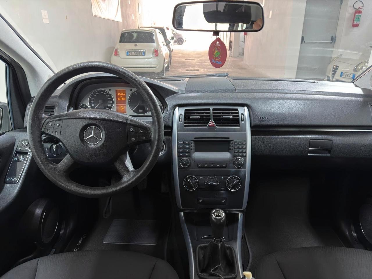 Mercedes-benz B 180 CDI