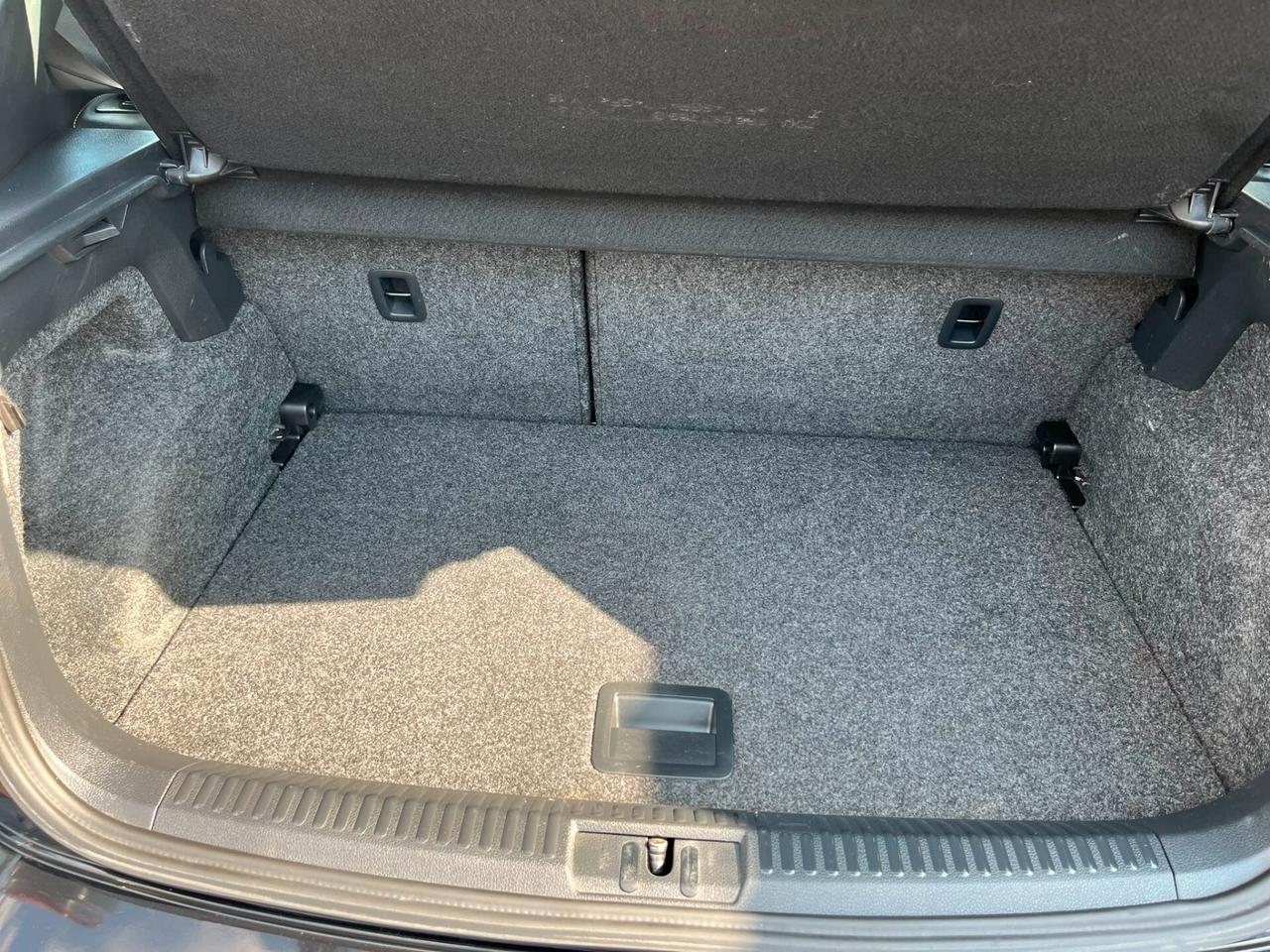 Volkswagen Polo 1.4 TDI HIGHLINE ANNO 2016