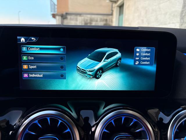 MERCEDES-BENZ GLA 200 d Automatic Premium Amg PACK NIGHT