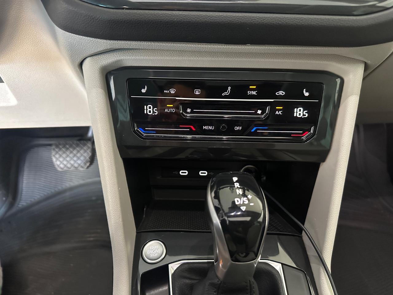 Volkswagen Tiguan 2.0 TDI 200 CV SCR DSG 4MOTION Elegance