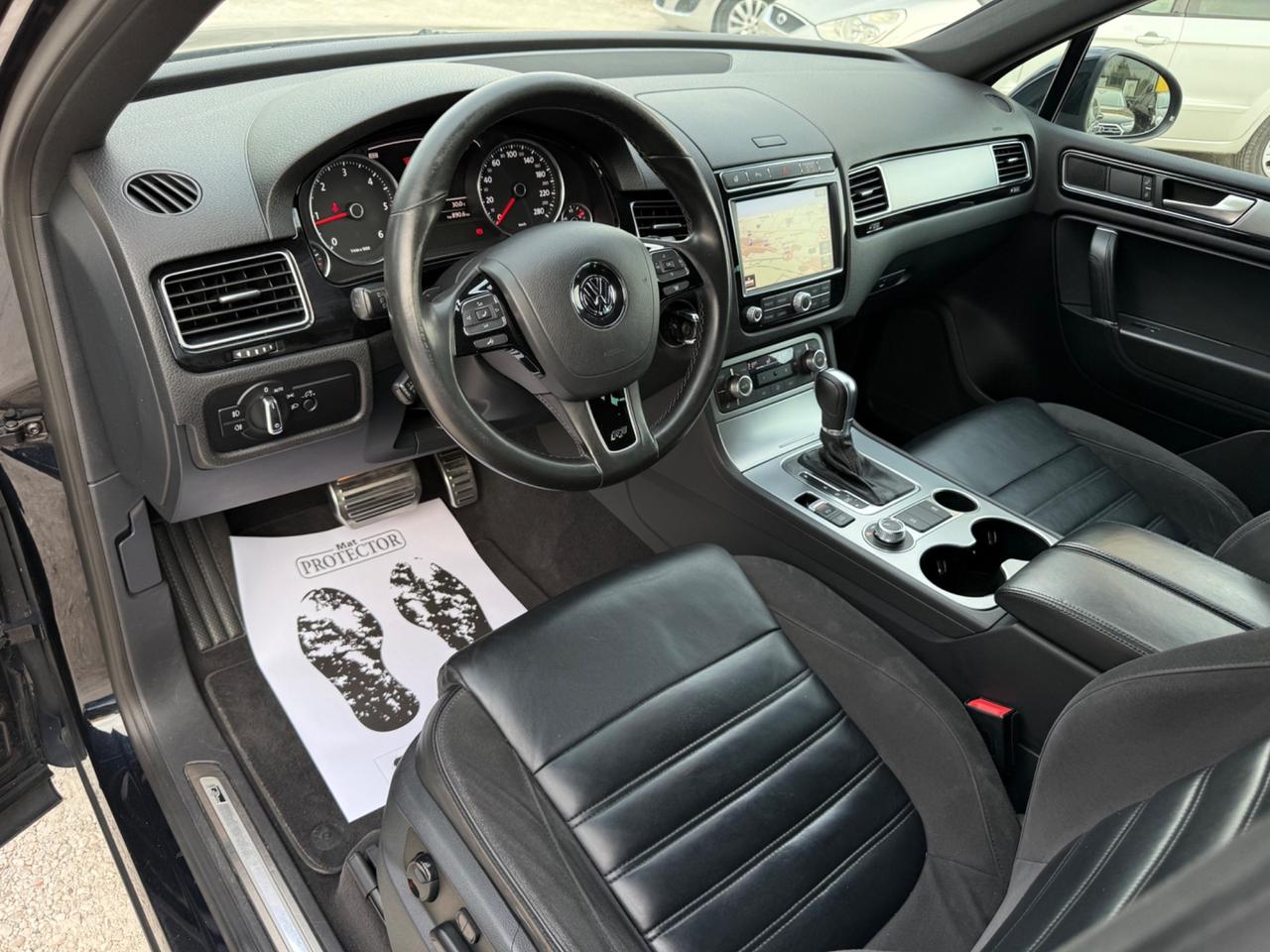 Volkswagen Touareg 3.0 TDI 262 CV R-Line