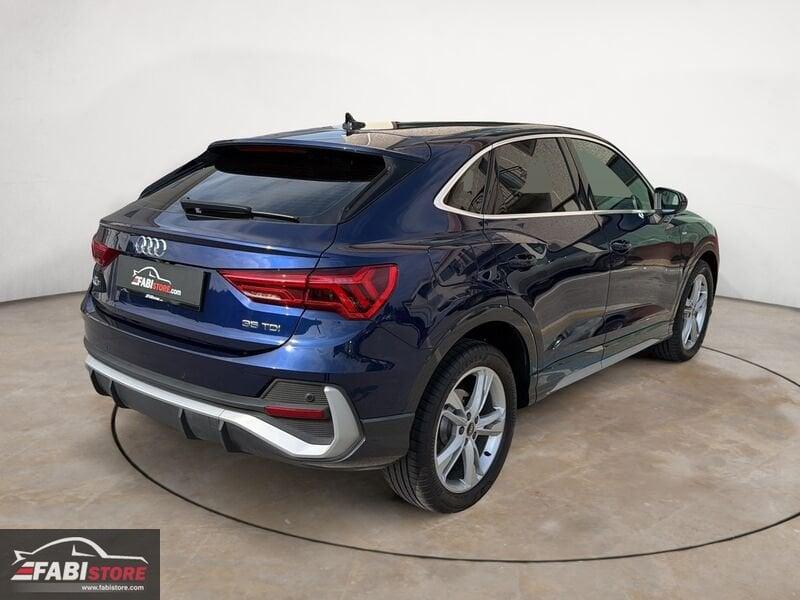 Audi Q3 Sportback 35 TDI 150 Cv S-Tronic S-Line interno ed esterno