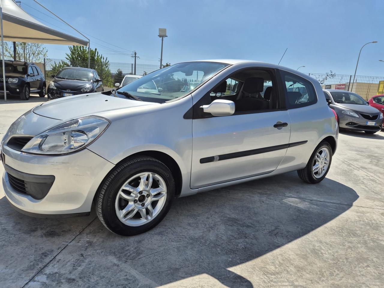 Renault Clio 1.2 16V GPL 3 porte Dynamique Scad gpl 2033