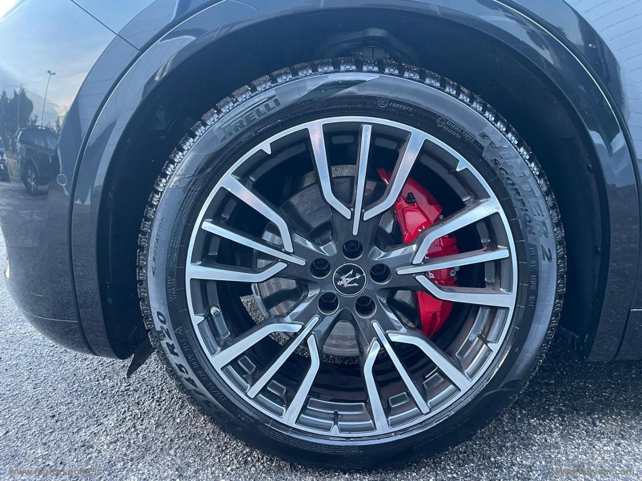 MASERATI 2.0 MHEV 300 CV GT SOLO 10.000 KM!!!