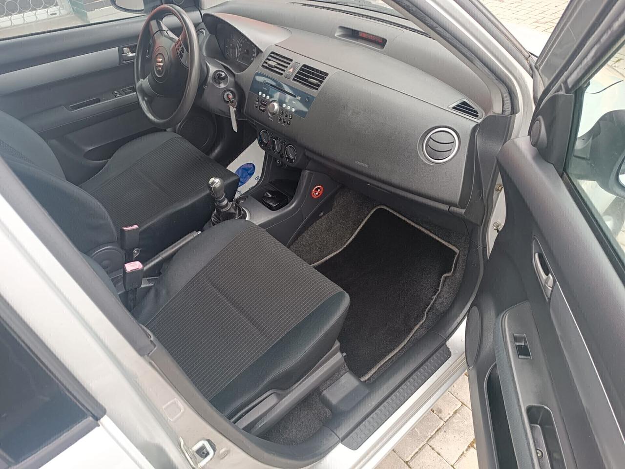 Suzuki Swift 1.3 DDiS 5p. GL
