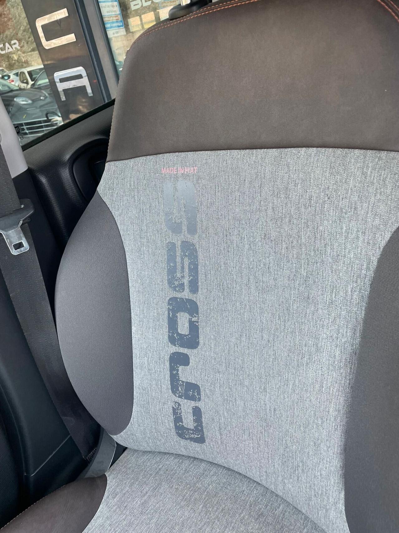 FIAT PANDA CROSS 1.3MJT 4x4 75cv GANCIO TRAINO