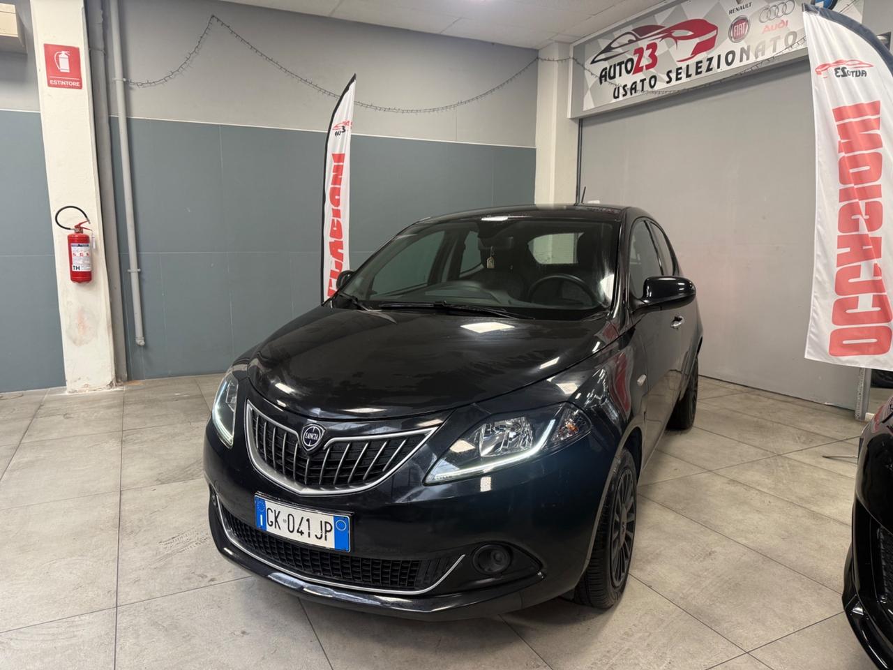 Lancia Ypsilon 1.0 FireFly Hybrid UnYca 69CV Ok Neopatentati