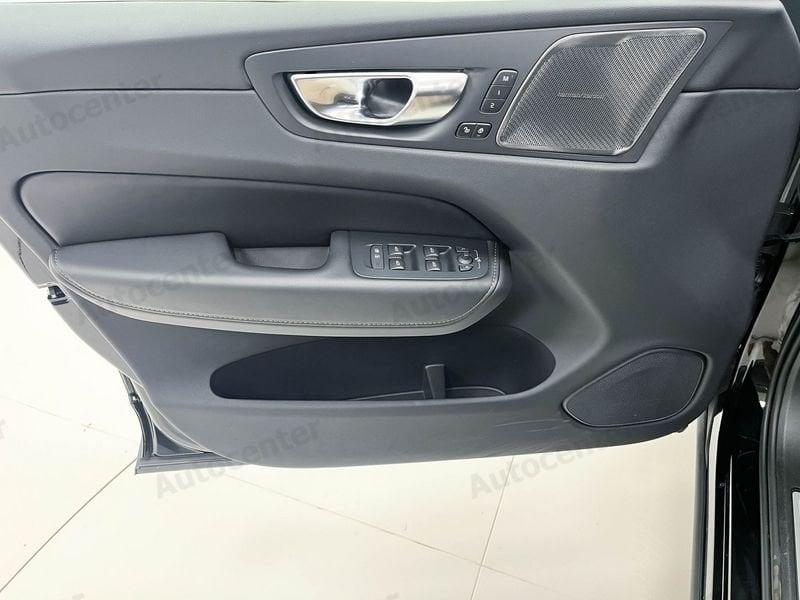 Volvo XC60 XC60 T6 PLUG IN PHEV ULTRA BALCK EDITION AWD AUT