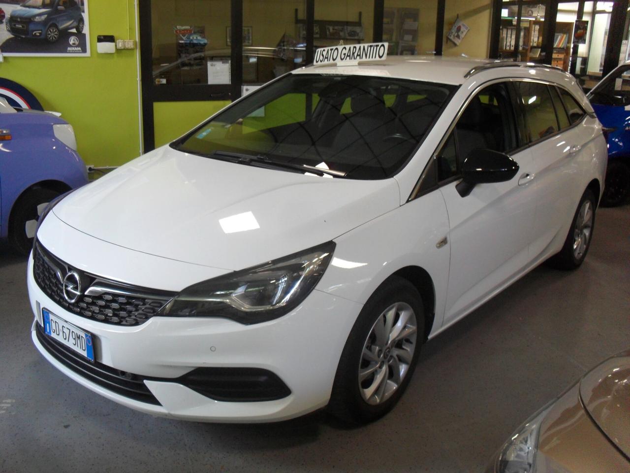 Opel Astra 1.2 Turbo 130 CV S&S Sports Tourer Business Elegance