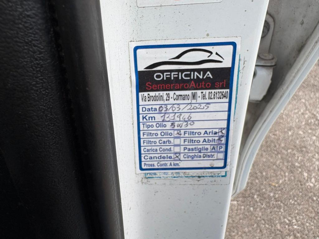 Toyota Yaris 5 Porte 1.0 BENZ 69 CV Lounge ADATTA NEOPATENTATI