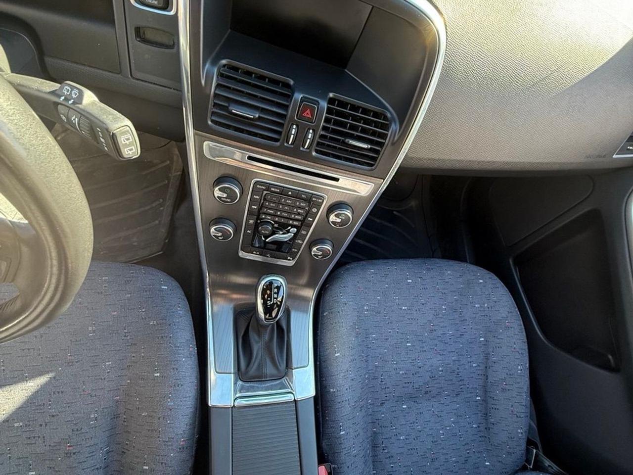 Volvo XC 60 Business 2.0 D4 #8045